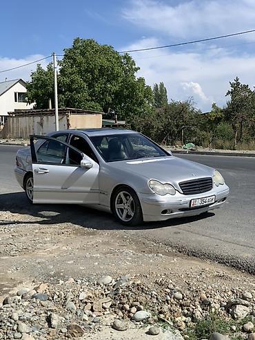 машина кузов: Mercedes-Benz C-Class: 2001 г., 2 л, Автомат, Бензин, Седан — 1