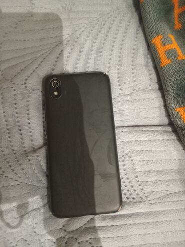 где можно купить телефон в кредит: Redmi, Redmi 7A, Колдонулган, түсү - Көгүлтүр