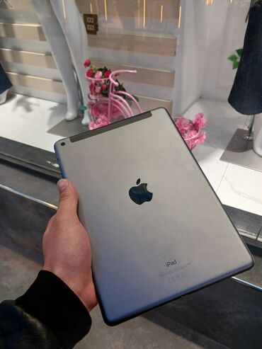 ipad 10 nesil: Tam idealdı nöqte cızıxsız ter temizdi nöqtesi cızığı bele yoxdu ipad
