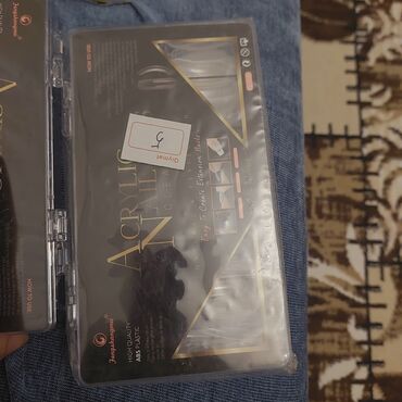 Manikür və pedikür məhsulları: Dırnaq üçün gel lak — 12