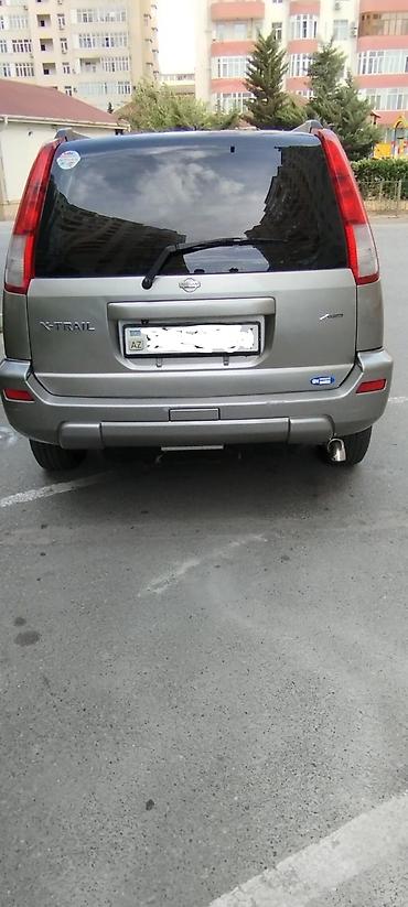 Nissan: Nissan X-Trail: 2 l | 2000 il Universal — 2