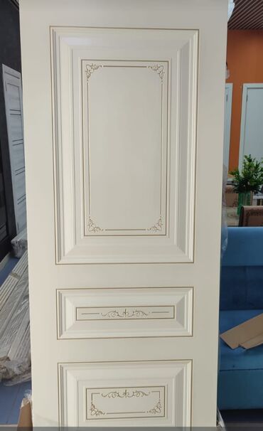 Otaq qapıları: Salam qapilarimiz 4 lük 6 lig və 8 lik mdfdən ibarətdi boyali və — 1