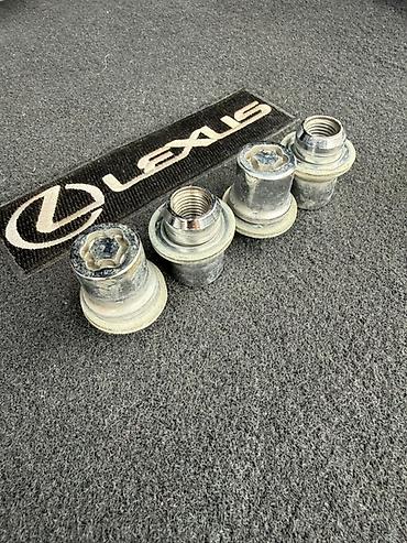 Шины и диски: Секретные болты колес Lexus — комплект 4 шт. - Оригинальные — 3
