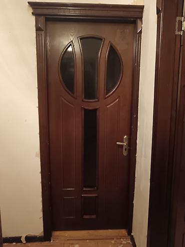 seyf qapilar islenmis: Qapılar yaxşi vəziyyetdedir.Demək olar təzədən seçilmir.Bu qapıdan 3 — 1