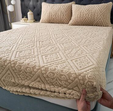 Posteljina: 🎀Reljefni čaršafi 🎀Čaršaf na lastiš 25 + 2 jastučnice(5) 🎀Cena-3700 — 14