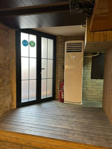 Restoran, kafelər: Tolstoy Pub icarəyə verilir. obyektdə bütün avadanlıqlar var və işlək — 7