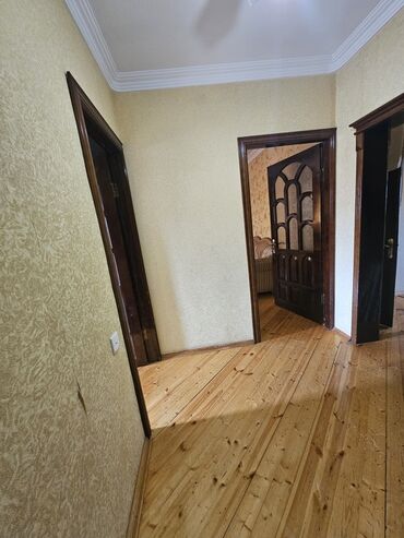 Otaqların uzunmüddətli kirayəsi: ŞEXSI MENZILLDIR .Şeherin Esas Merkez yerlerinden biri Olan 9 zu -da lalafo.az — 11 Otaqların uzunmüddətli kirayəsi: ŞEXSI MENZILLDIR .Şeherin Esas Merkez yerlerinden biri Olan 9 zu — 11