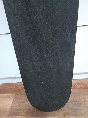 Trotineti, skejtbordovi i hoverbordovi: Skejtbord je potpuno ispravan, u dobrom je stanju sa vidljivim — 9