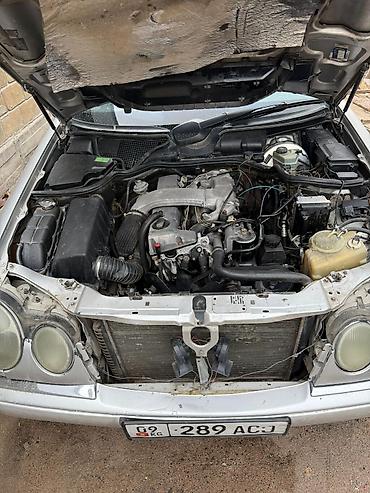 Mercedes-Benz: Mercedes-Benz E-Class: 1989 г., 2.2 л, Ручные, Дизель, Седан — 2