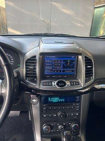 park maşın: Chevrolet Captiva: 2.4 l | 2015 il 73000 km Ofrouder/SUV — 3