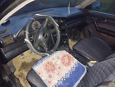 Унаа: Audi 100: 1993 г., 2.6 л, Кол менен иштөөчү, Бензин, Седан — 5