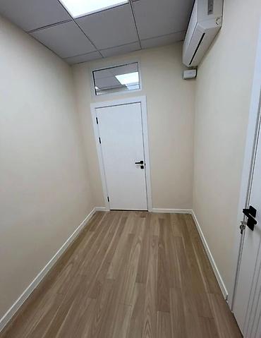 Аренда офисов: Аренда офисов, 100 м², В жилом комплексе, С оборудованием, С отдельной кухней — 13