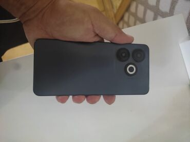 телефон fly iq4403: Infinix Smart 8, 128 GB, rəng - Bej, Sensor, Face ID