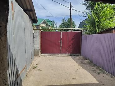 Продажа коттеджей и домов: Срочно!!! 🏠 Продаётся старый дом в Кызыл Аскере — 3