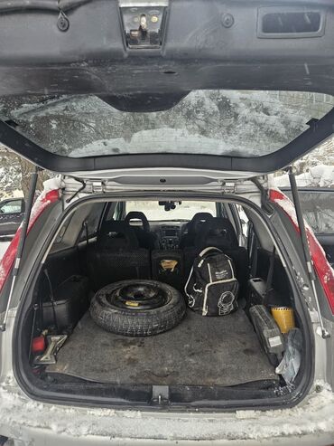 Honda: Honda Stream: 2003 г., 2 л, Автомат, Бензин, Универсал — 4