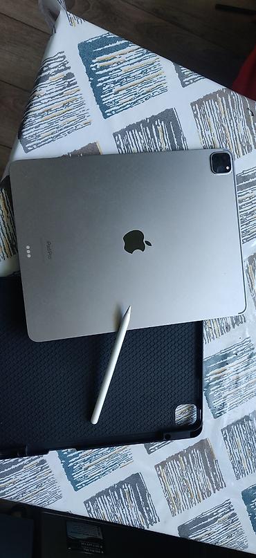 ipad pro 2022: Apple iPad Pro 12.9" (6-cı nəsil) Wi‑Fi, 256 GB M2 Xüsusiyyətlər: - — 2