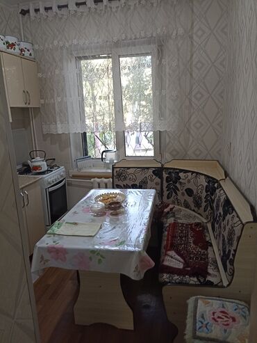 1 комнатная квартира бишкек купить в Кыргызстан | Посуточная аренда квартир: 2 комнаты, 50 м², 105 серия, 1 этаж, Свежий ремонт, Центральное отопление