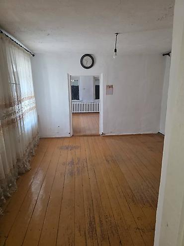 Долгосрочная аренда домов: Сдается частный дом. Участок 8 соток. 6 жилых комнат. Район рынка at lalafo.kg — 2 Долгосрочная аренда домов: Сдается частный дом. Участок 8 соток. 6 жилых комнат. Район рынка — 2