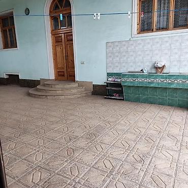 evl: Gulustanda 4 otaq birdende boyuk metbexi var heyet evi kiraye verilir — 8