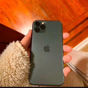 камерный холодильник: IPhone 11 Pro, Matte Midnight Green