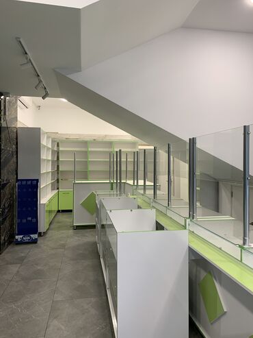 Dolab vitrinləri: Açıq dolab vitrini, Yeni, Ünvandan götürmə, Ödənişli çatdırılma — 2