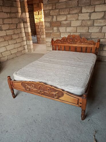 Sifarişlə mebel: İkinəfərlik çarpayı, Bazasız, Matras ilə, Siyirməsiz