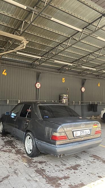 saab 93: Mercedes-Benz E-Class: 1993 г., 2.8 л, Автомат, Бензин, Седан — 3
