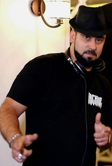 dj pioner: -Salam hər kəsə.Mən Dj_Tayn_tg.baku.ws (dj Tayn) xalqıma gözəl günlər — 4