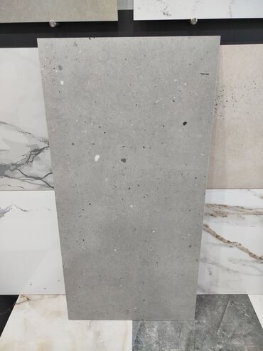 ucuz kafel metlax: Boz rəngli porselen/keramoqranit plitə - Rəng və dizayn: Tünd-orta