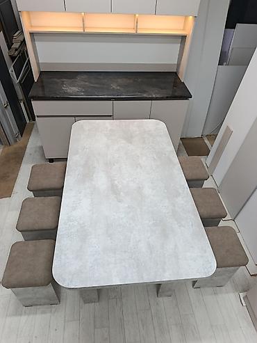 silver kitchen: Кухонный комплект: стол + 6 табуретов цвет цемент светлый - Стол — 1