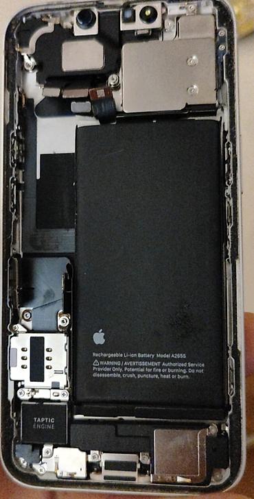 ekran satisi: Salam. İphone 13 super, cızıqsız, veziyyetde ekran ve korpusu — 4