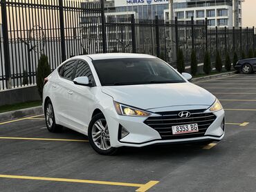 Hyundai: Hyundai Elantra: 2019 г., 2 л, Автомат, Бензин, Седан