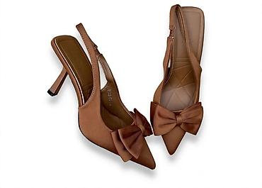 air green: Elegantne ženske slingback štikle u boji karamela. Špicasti vrh — 1