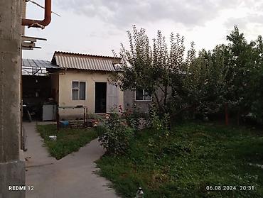 Продажа коттеджей и домов: Дом с большим двором и садом - Кирпичный жилой дом с крытой — 3