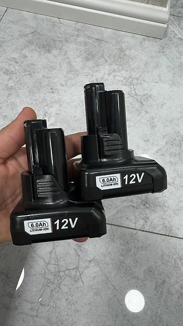 balaca tatolar: Bir batareyanın qiyməti 55 AZN. 12V 6.0Ah Li-ion akkumulyator (Bosch — 3
