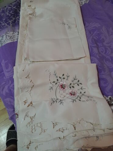 yolka isiqlari ve qiymeti: Teze stol üstü 6 eded salfetkasıyla