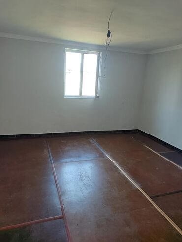 сниму дом в новопокровке: 30 м², 1 комната, Утепленный, Забор, огорожен