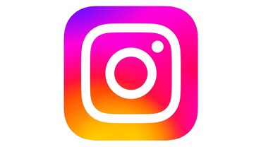 Пошив и ремонт одежды: 605 K instagram hesabı satılır. Aylıq 30-50 milyon baxışı var, günlük
