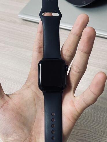Apple Watch: Apple Watch ⌚️ Акб 92% Емкость памяти 32гб В комплекте зарядка