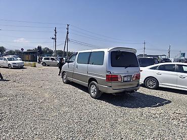 манип: Toyota Grand Hiace: 2001 г., 3.4 л — 5