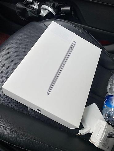 apple macbook: Apple MacBook Air 13" (серебристый) - Экран 13.3" Retina (2560×1600) — 2