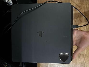 playstation aparatı: Real alıcıya endirim olunacaq.Tep tezedir 1hefte evvel alınıb pul — 1
