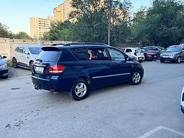авенсис верса: Toyota Avensis Verso: 2002 г., 2 л, Механика, Дизель, Минивэн — 5