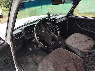 VAZ (LADA): Lada 2107, ağ rəng, sedan kuzov. Klassik dizaynlı, arxa ötürücülü — 6