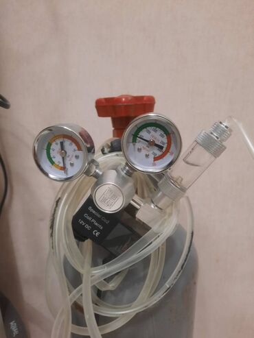 Ovçuluq və balıqçılıq: Akvarium,şkaf və digər avadanlıqlar satılır.Bitki üçün qrunt Propant — 4