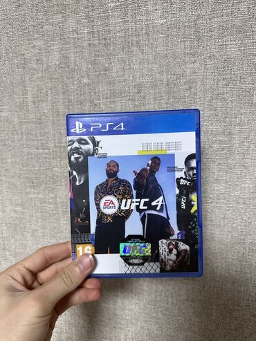 PS4 (Sony PlayStation 4): Продаю UFC 4 на пс4