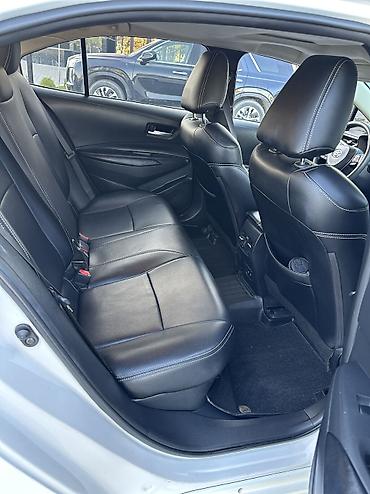 Toyota: Toyota Corolla: 2021 г., 1.8 л, Вариатор, Гибрид, Седан — 9