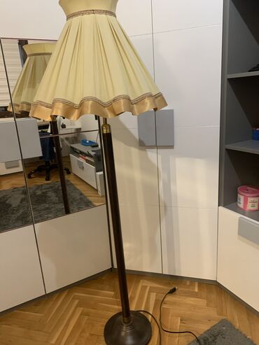 petromax lampa: Floor lamp, color - Beige, Used