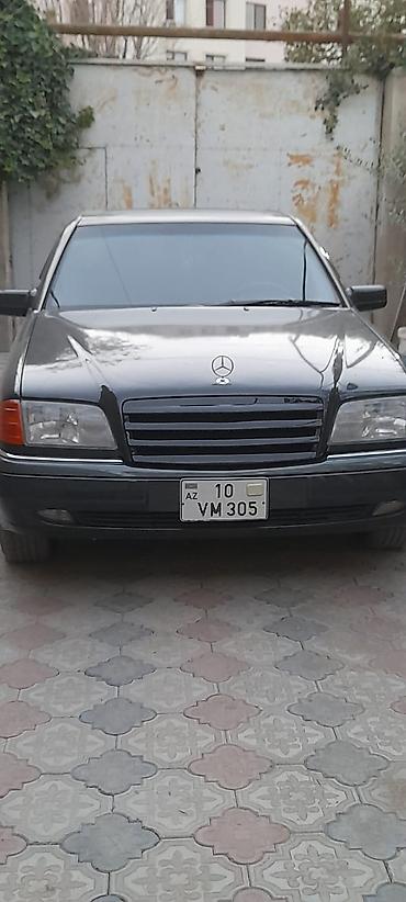 mercedes satilir: Mercedes-Benz C 200: 2 l | 1996 il Sedan — 1