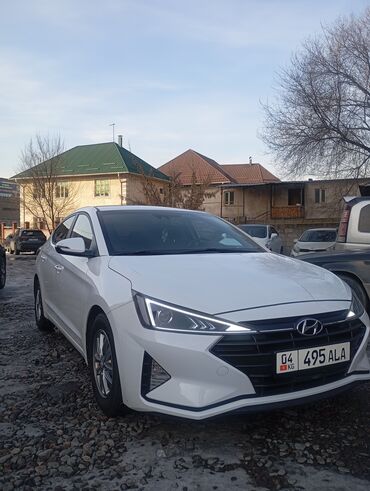 хендай марки: Hyundai Avante: 2019 г., 1.6 л, Автомат, Газ, Седан